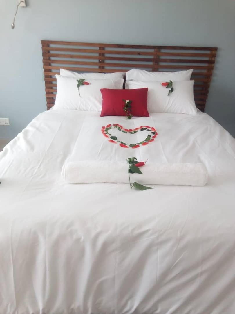 Chaya Accommodation B&B And Self Catering Mzuzu Ngoại thất bức ảnh