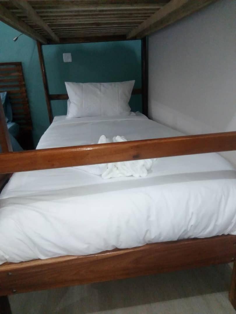 Chaya Accommodation B&B And Self Catering Mzuzu Ngoại thất bức ảnh